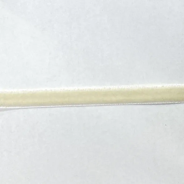 Оксамитова стрічка молочна 1см  (арт. 20855) | Фото 1