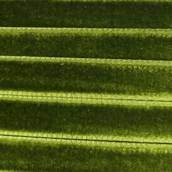 Бархатная лента зеленый  (арт. 20565) | Фото 2