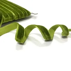 Оксамитова стрічка зелена
                , (арт. 20565)