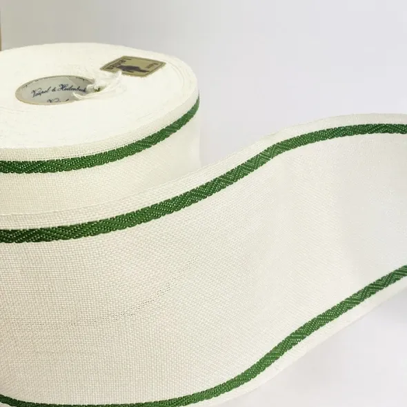 Лента-канва 980/100-23. Белый лен с зеленым кантом  (арт. 20595) | Фото 1